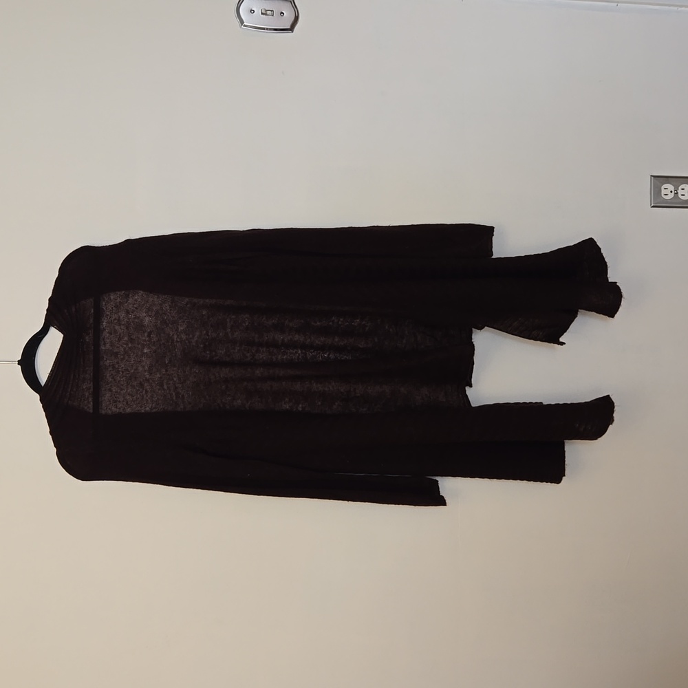 2 Sweater Bundle - Picture 5 of 8